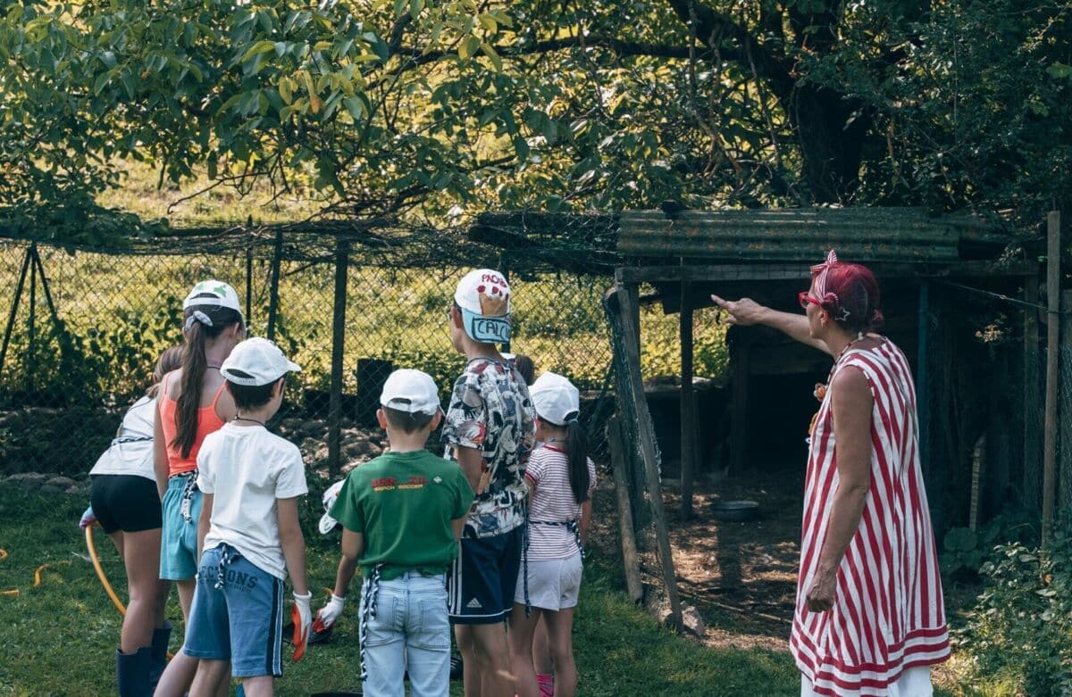 Festa_di_fine_estate_in_catena_rossa