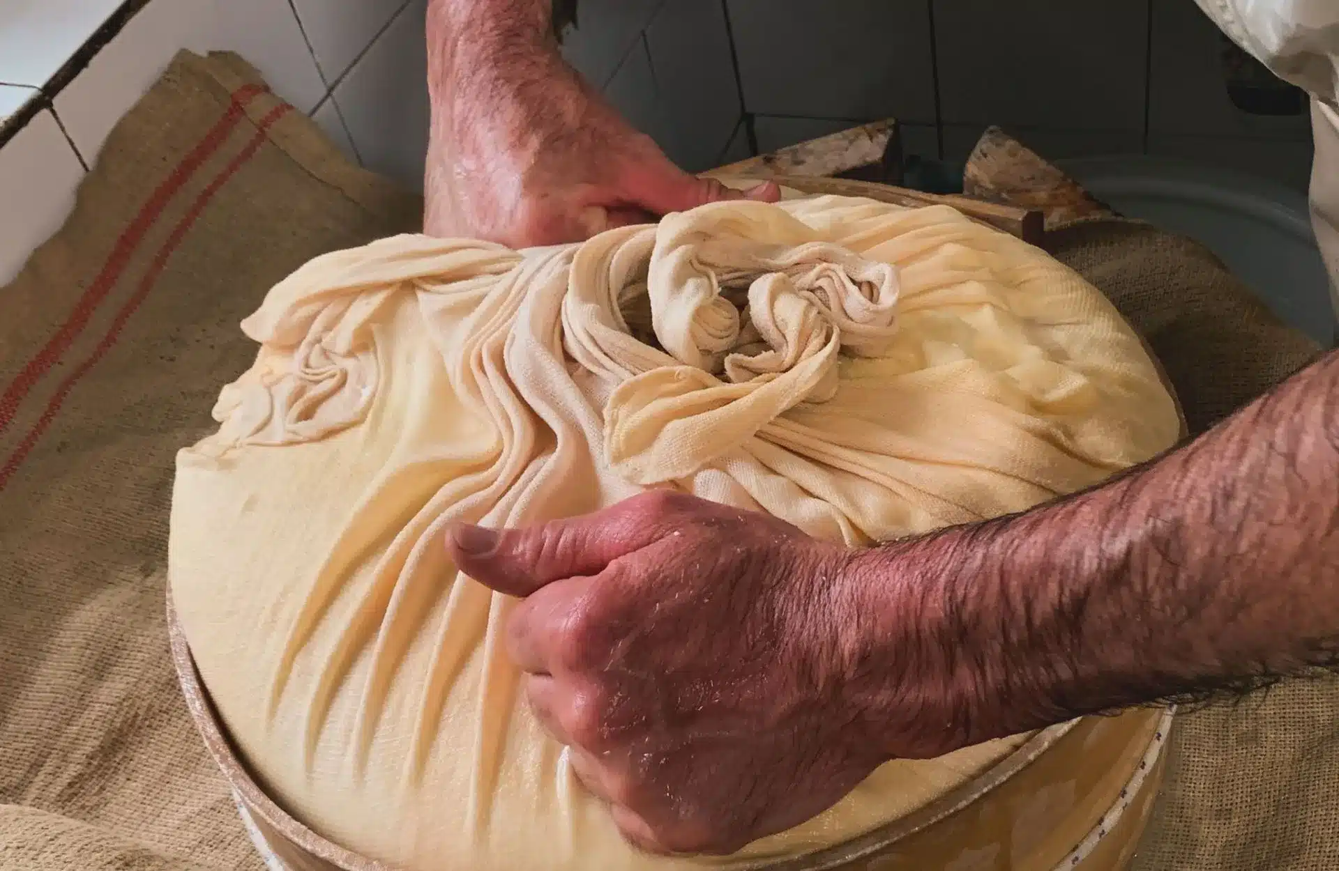 formaggio-nostrano-valtrompia-dop