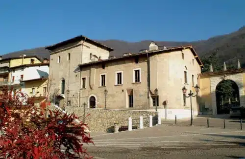 complesso-avogadro-piazza-zanano